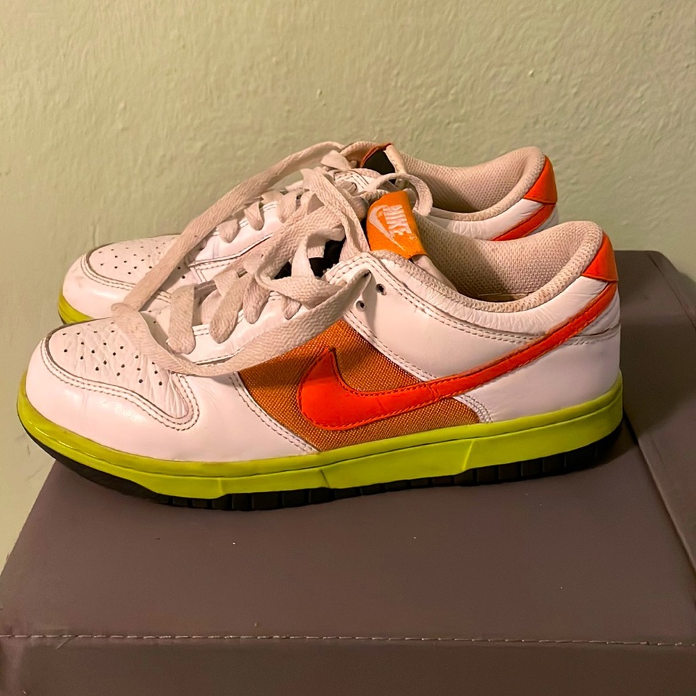 Nike womens dunk low “white orange blaze” size 8
